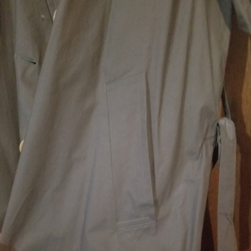 London Fog size 46 Reg green trench coat - Picture 2 of 9